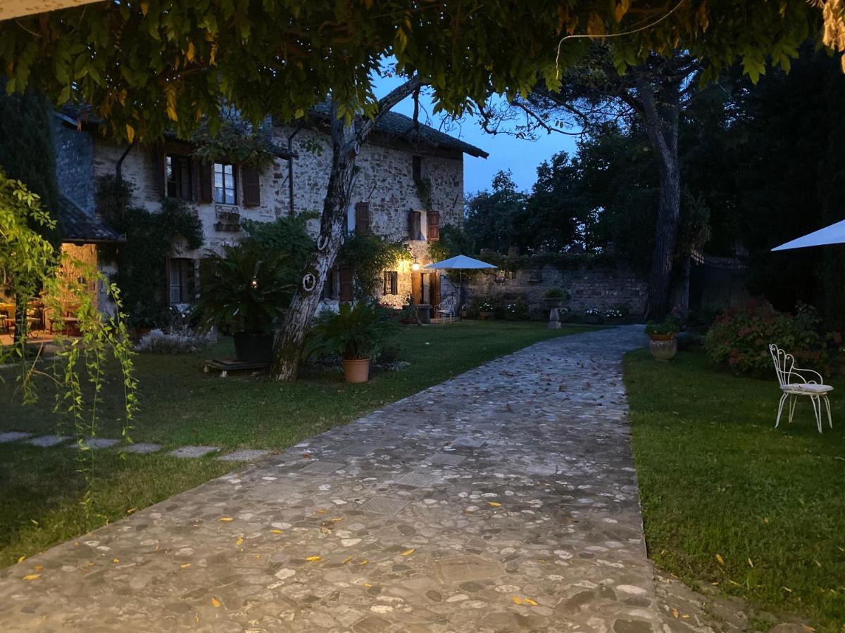 B&B La Casa Del Sole Manzano ภายนอก รูปภาพ